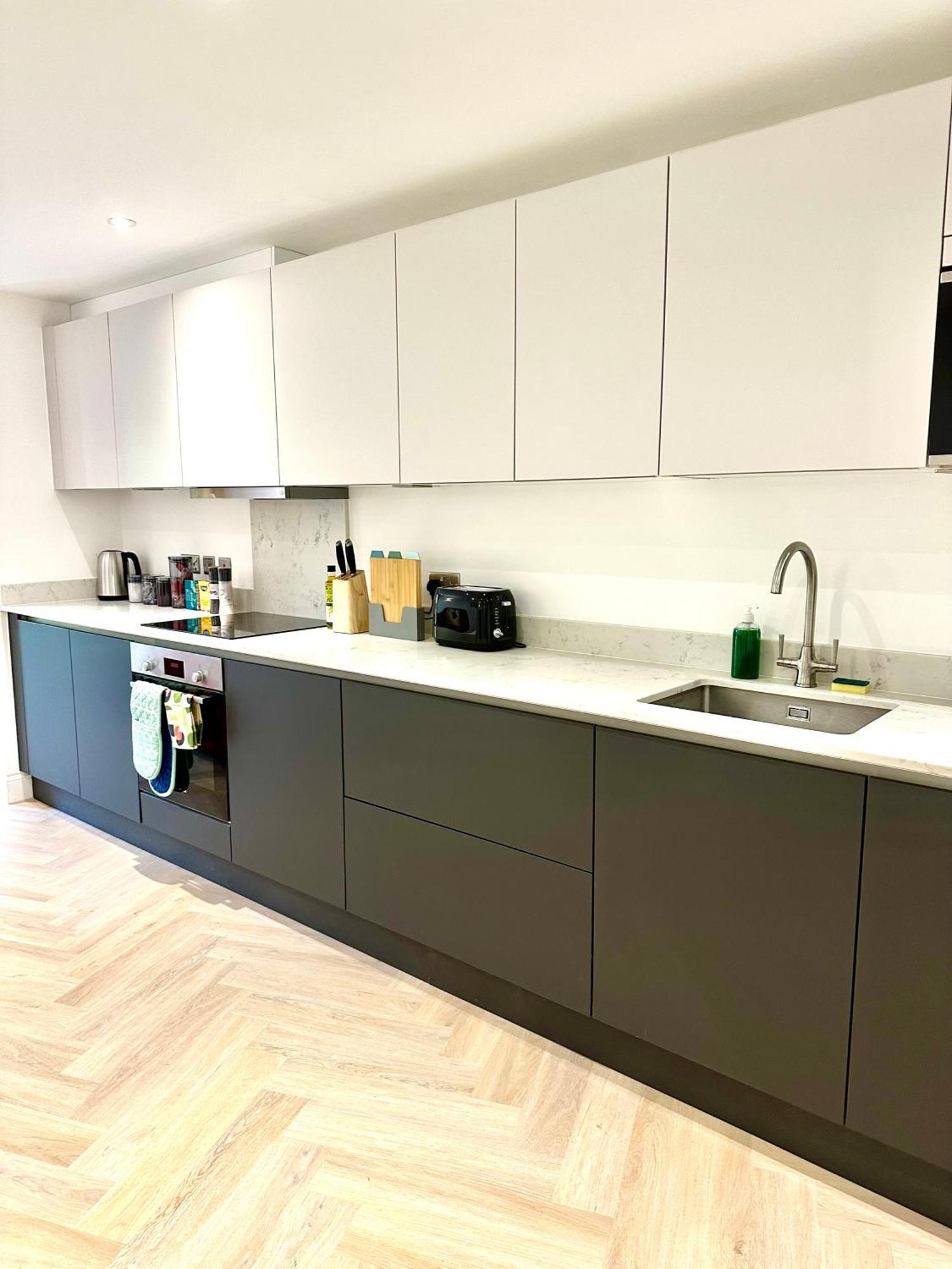 Rye Brand New Apartment Buitenkant foto